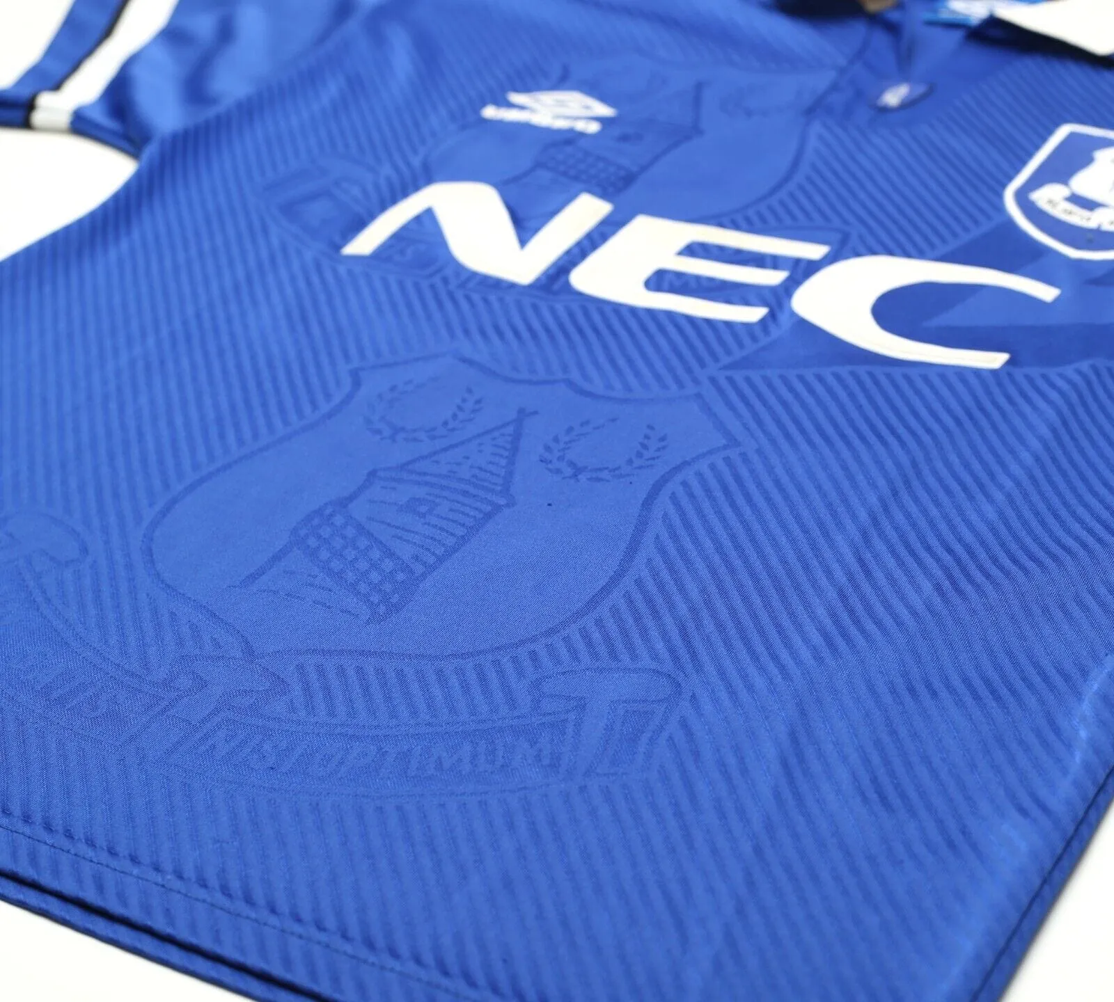 1993/95 AMOKACHI #11 Everton Vintage Umbro HOME Football Shirt (M)