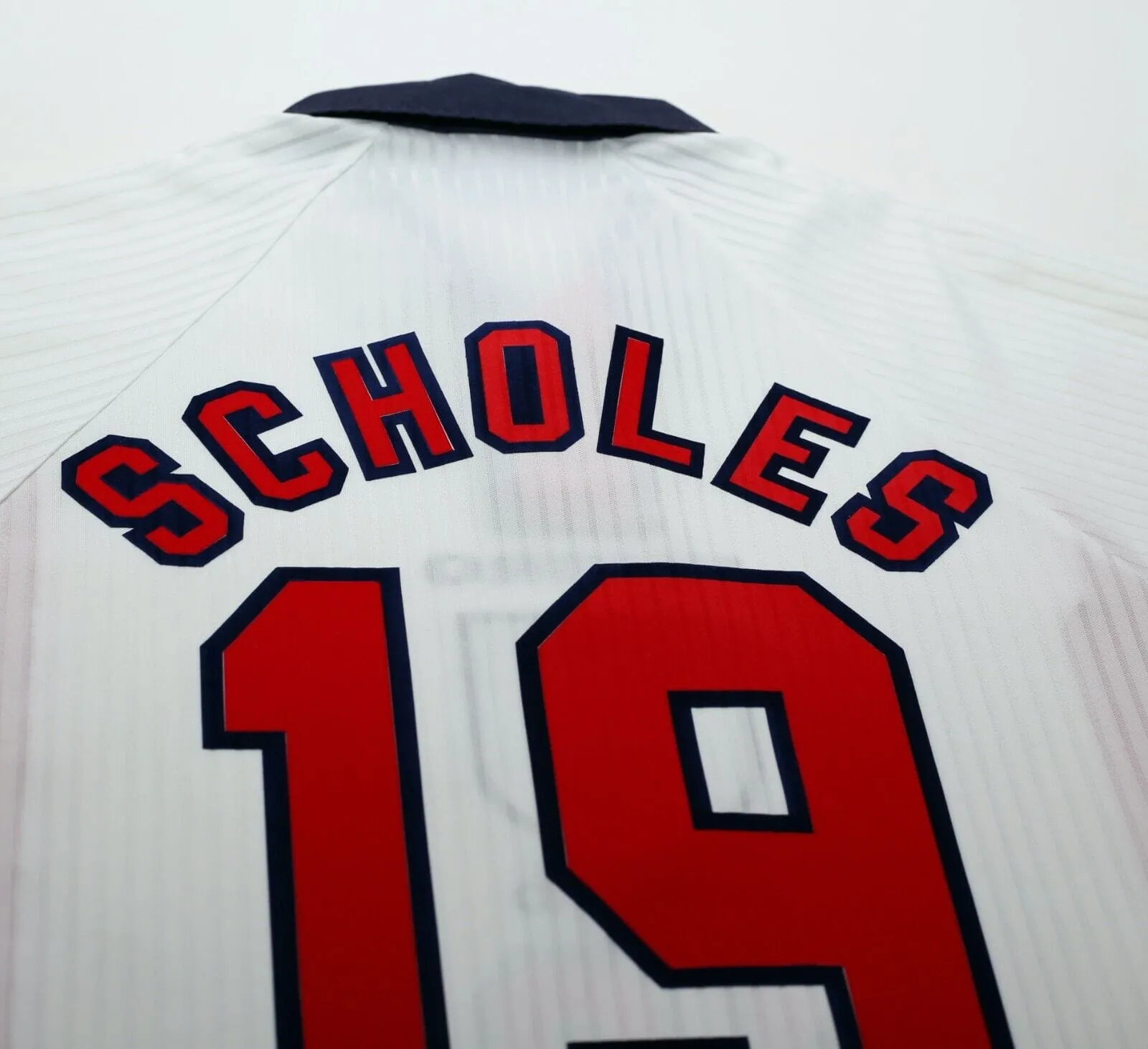 1997/99 SCHOLES #19 England Vintage Umbro Home Football Shirt (M) Le Tournoi