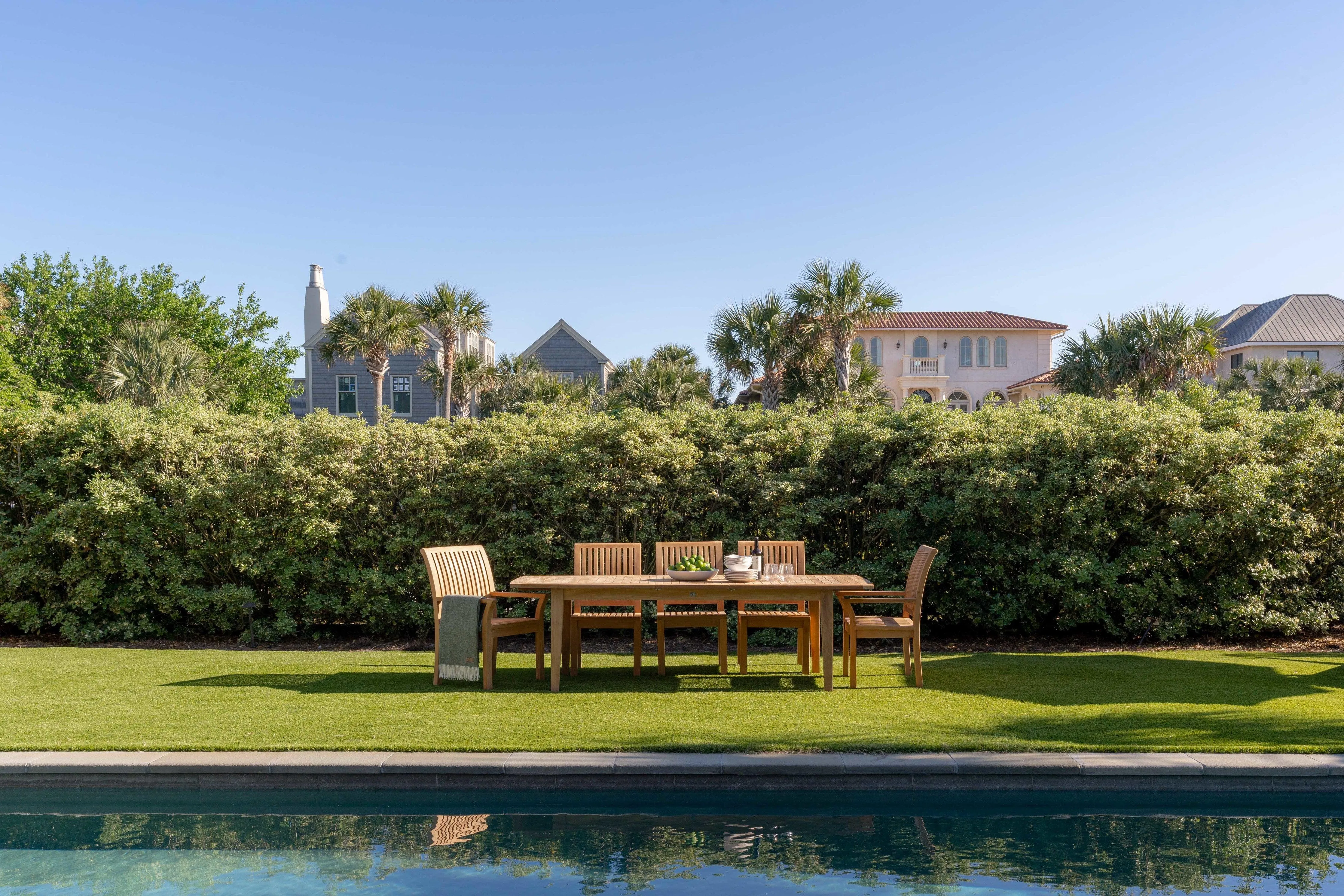 Charleston Outdoor Extension Dining Table