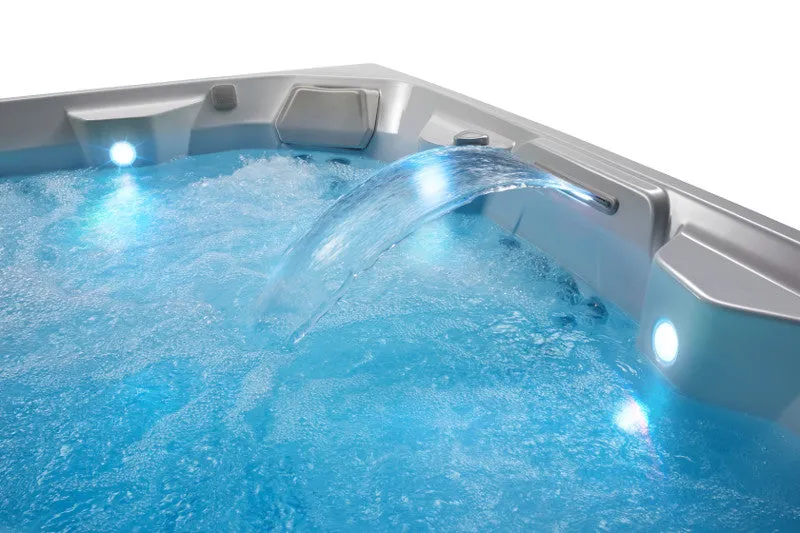 Flair Limelight Hot Tub