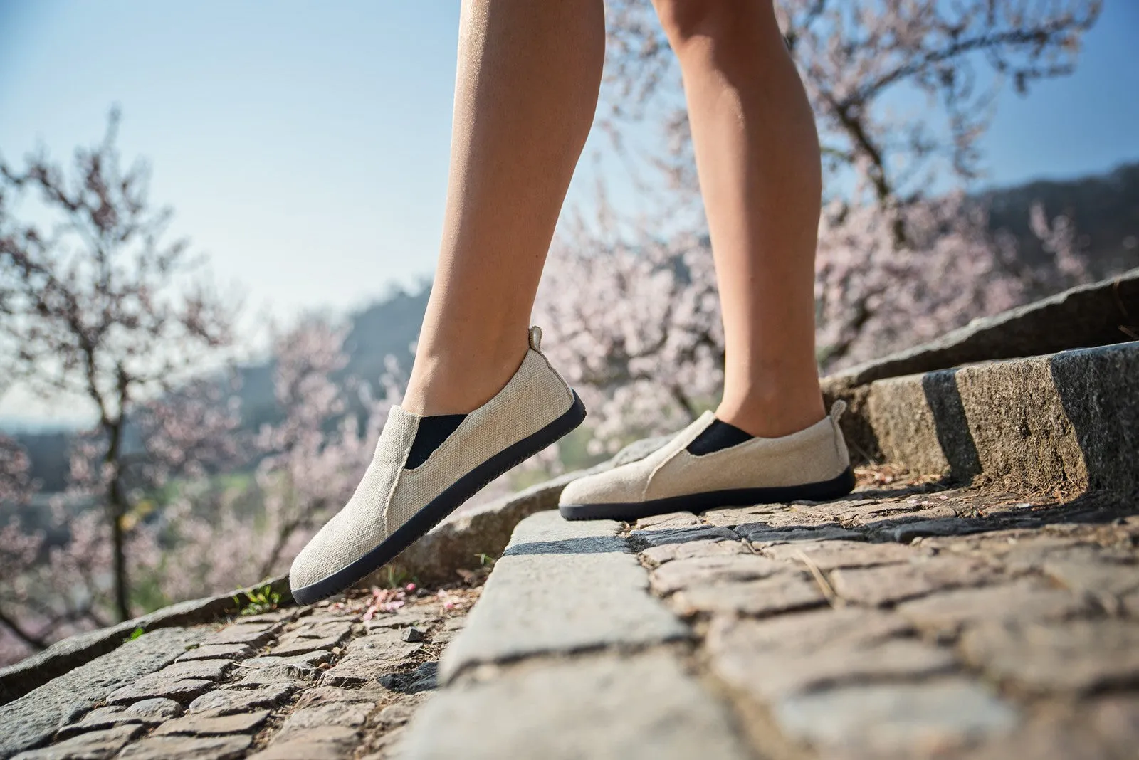 Men’s barefoot slip-on sneakers from hemp